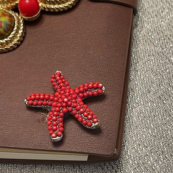 Elegant Brown Leather Journal with Vintage pieces - Picture 3 of 7